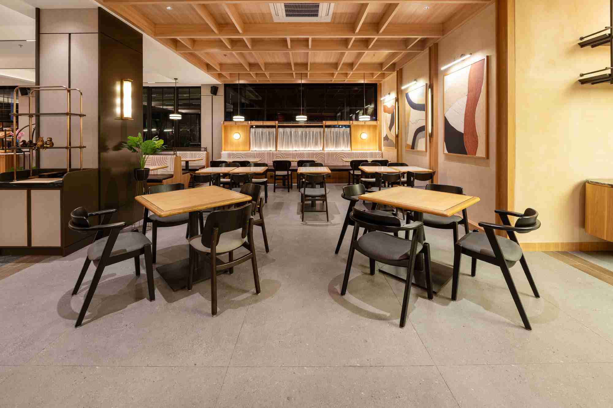 The Comfort Eatery Dining Atmosphere